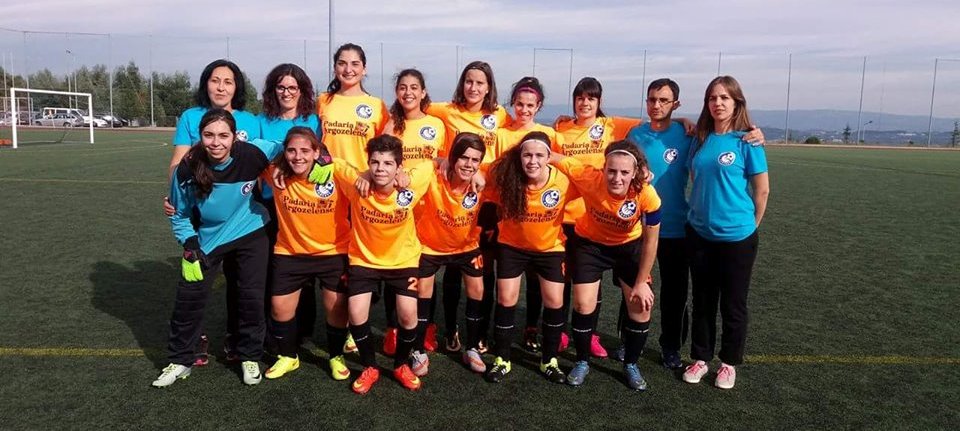 AD Paredes sem espaço para treinar