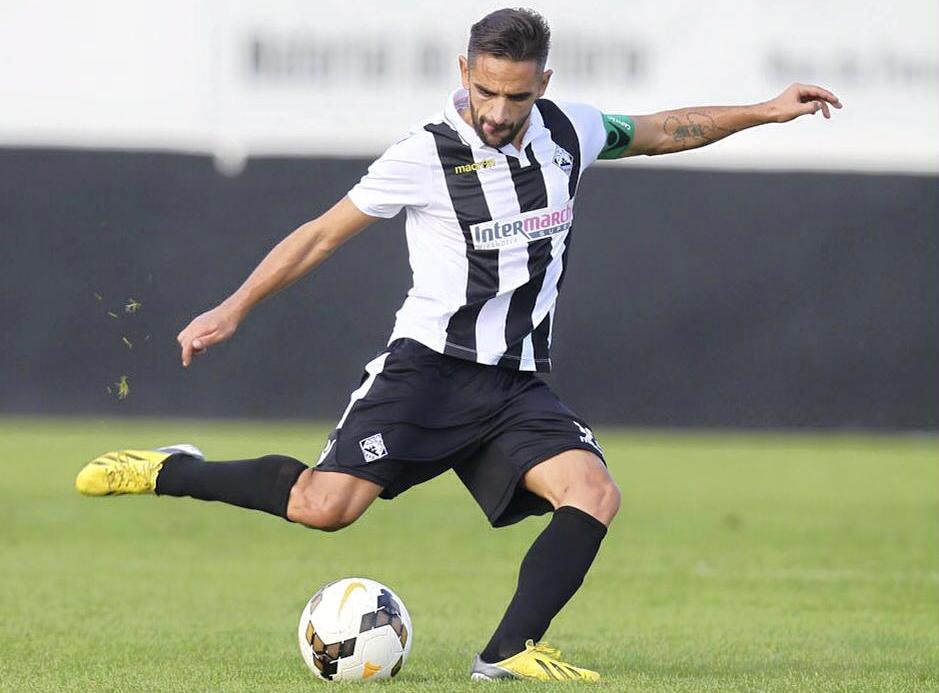 “Todos têm que se entregar cada vez mais ao treino e ao jogo”