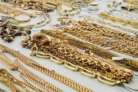 Assalto à mão armada em ourivesaria no centro de Macedo de Cavaleiros terá rendido meio milhão de euros