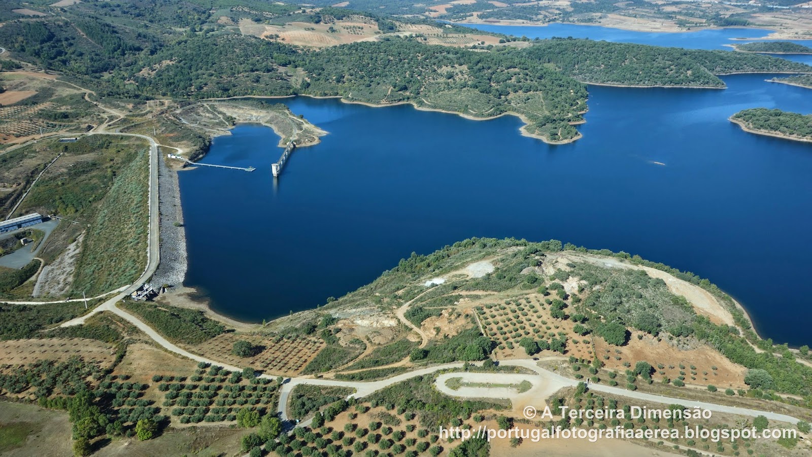 Há mais agricultores a usar regadio do Azibo mas área regada não aumenta