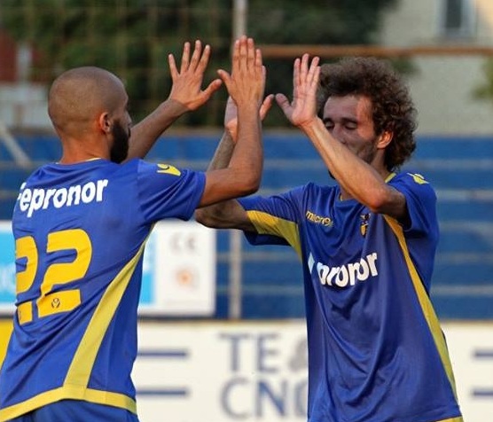 Zola garante grupo confiante e focado em vencer