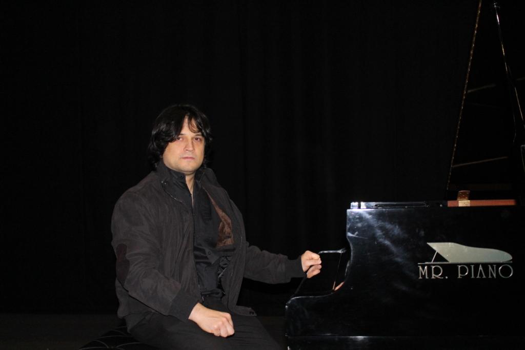 Domingos António regressou aos palcos em Bragança no Teatro Municipal