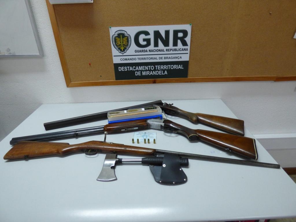 GNR apreende armas e munições em Freixiel