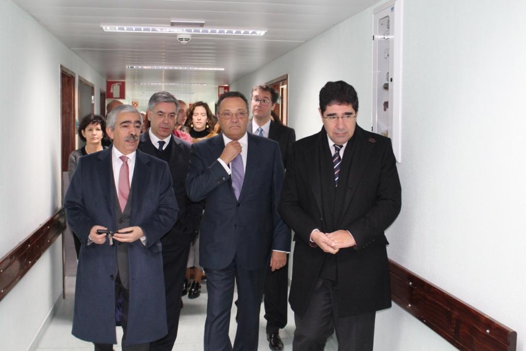 Secretário de Estado da Saúde garante permanência da urgência médico-cirúrgica de Mirandela