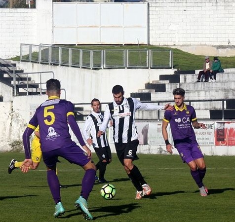 Pedro Silva decisivo no triunfo caseiro