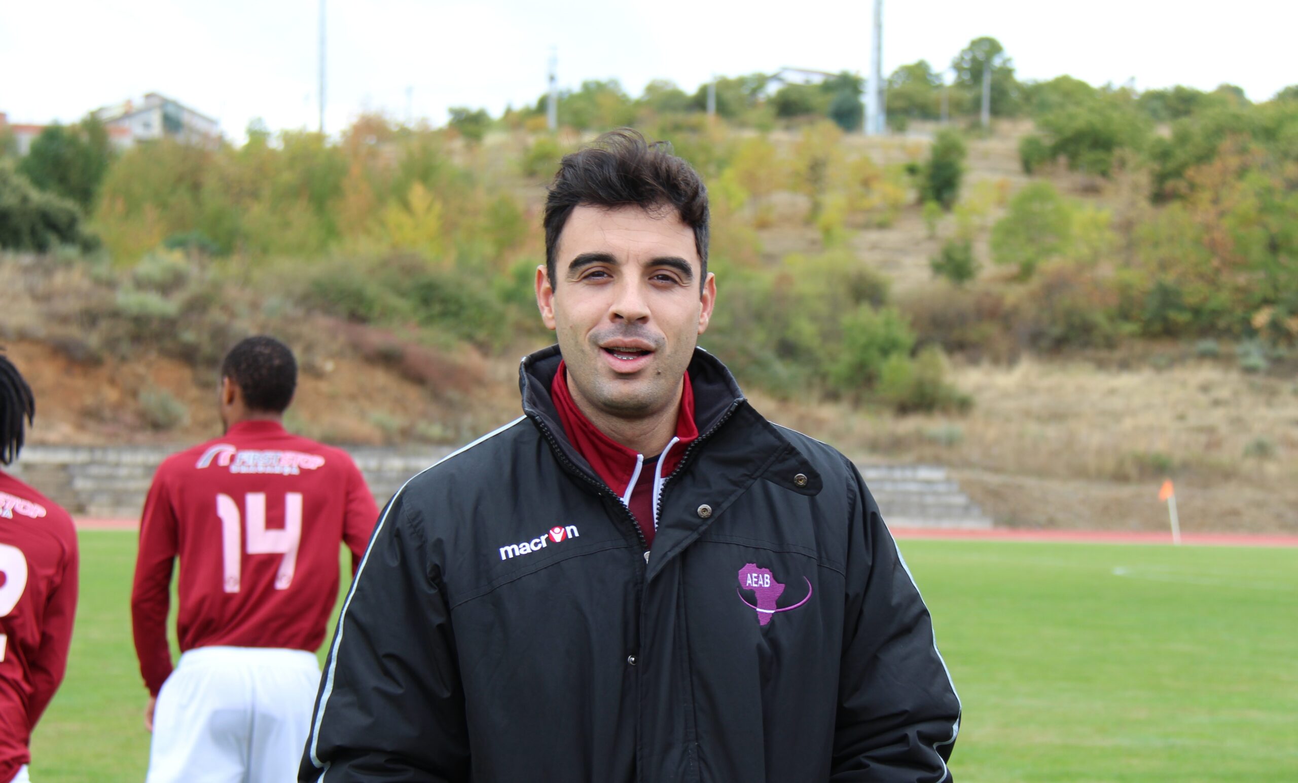 Álvaro Vaz deixa deixa comando técnico dos Estudantes Africanos