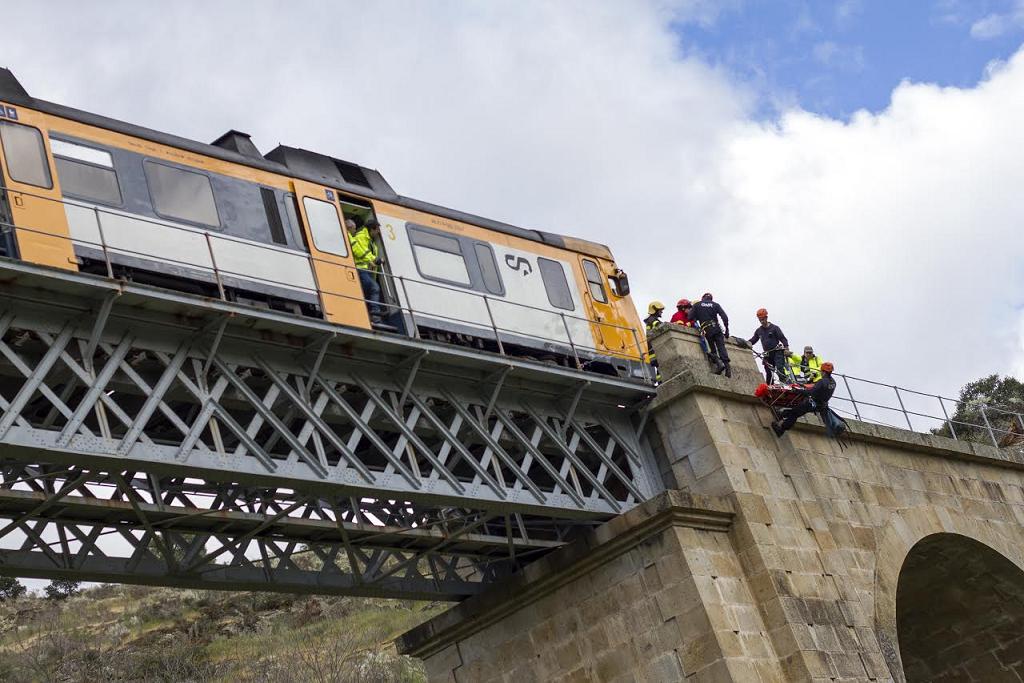 Socorro testado em caso de acidente ferroviário em Carrazeda de Ansiães