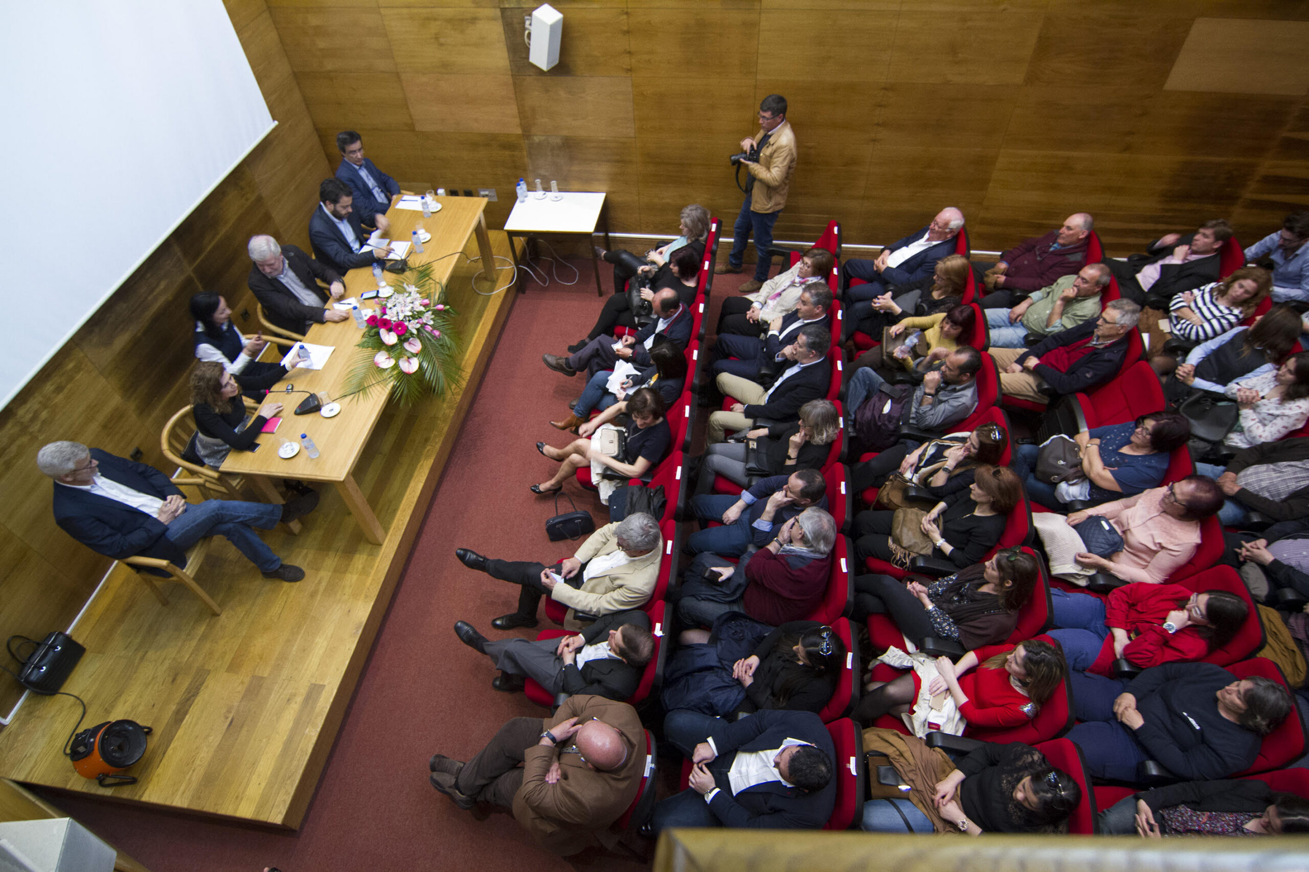 Mulheres socialistas encontraram-se para debater igualdade de género