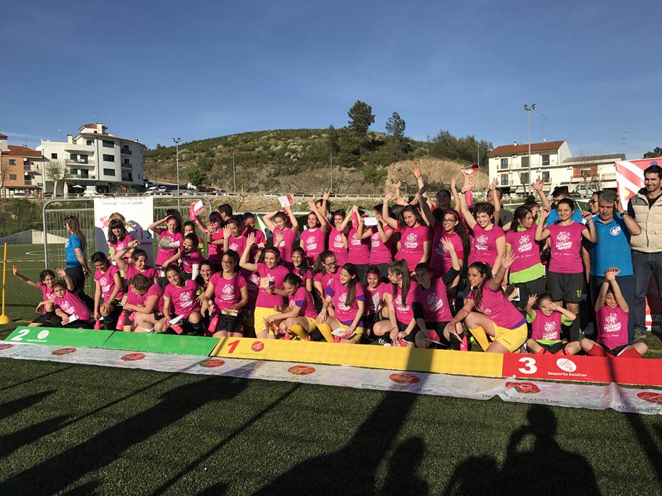 AFB incentiva clubes para a formação de uma equipa feminina sub-13