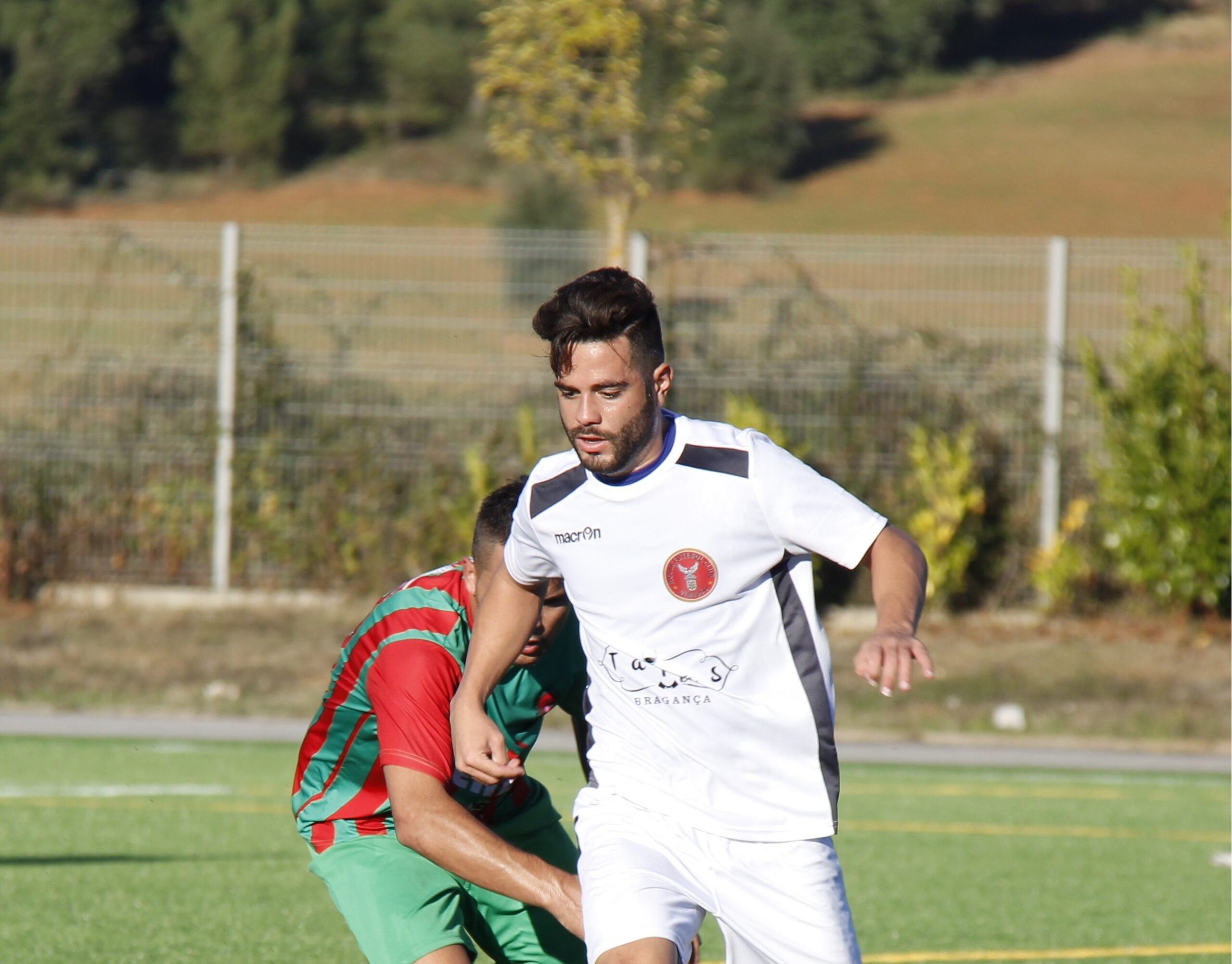 Henrique reforça liderança da lista de melhores marcadores