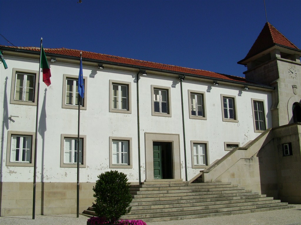 Apoio a candidaturas à câmara de Carrazeda gera discórdia no CDS