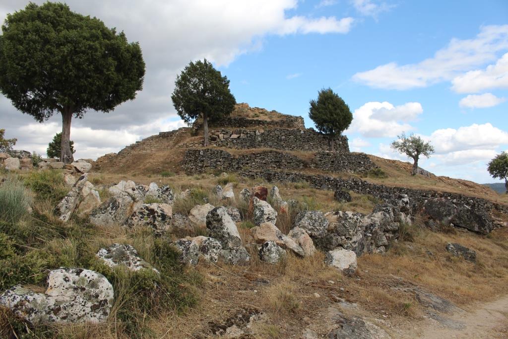 Castro de Vilarinho dos Galegos em Mogadouro vai ter obras de preservação