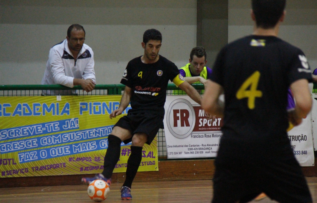 Capitão dos Pioneiros termina uma década de ligação ao clube após a conquista do título distrital