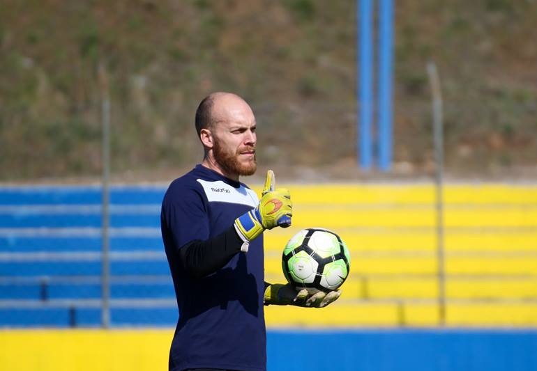 Ximena pede menos críticas e mais apoio