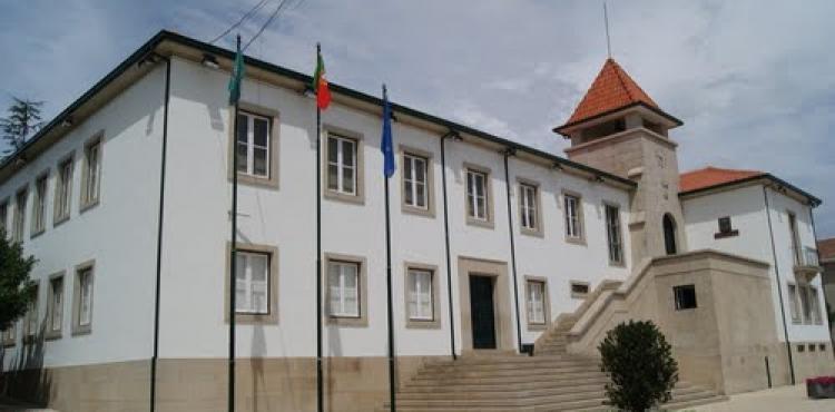 PS de Carrazeda critica presidente da câmara por não ter recebido os deputados socialistas que visitaram o concelho