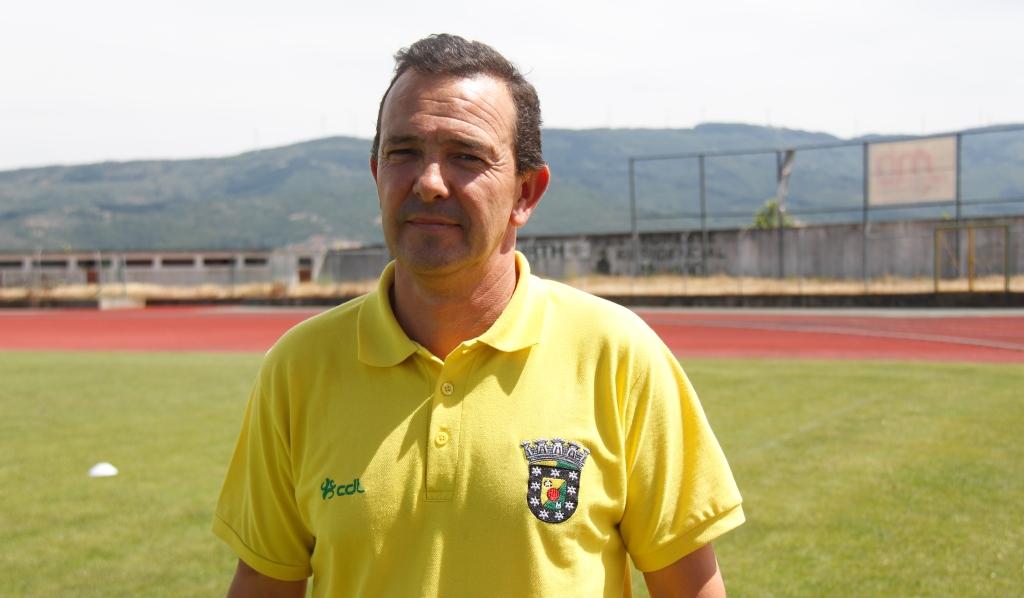 Luís Simão sucede a Adelino Ribeiro na liderança do Macedo