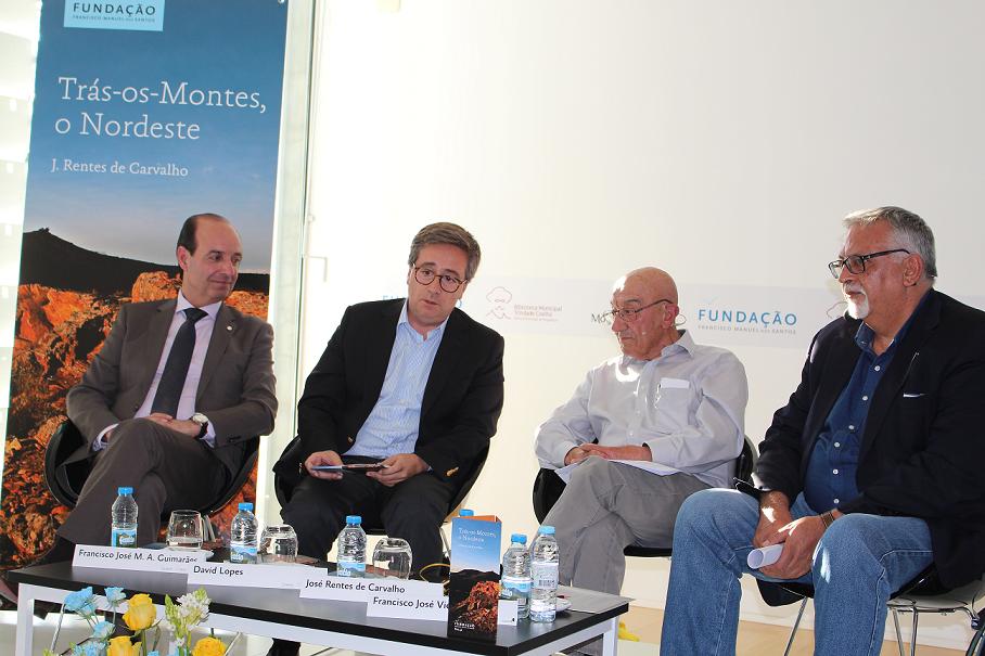 Rentes de Carvalho retrata o seu Trás-os-Montes com as “desgraças e as coisas boas”