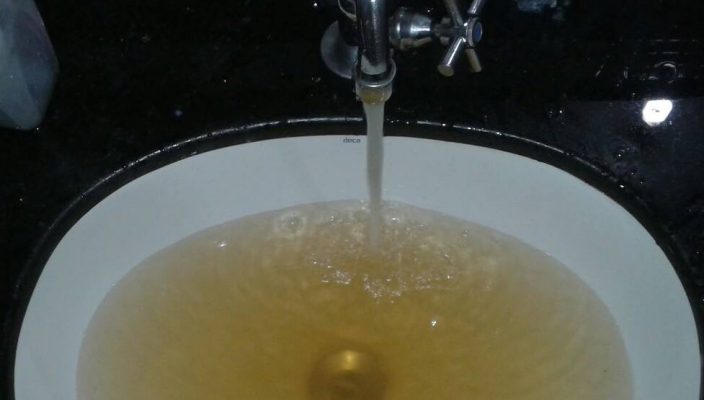 População de Argozelo descontente com a qualidade da água da rede pública