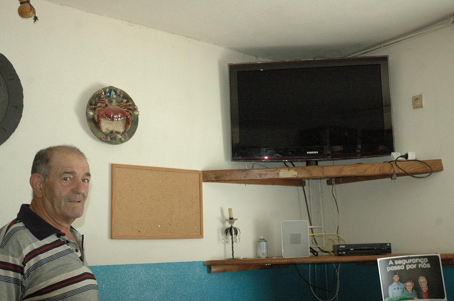 Vários habitantes de Caçarelhos sem TV, telefone e internet há mais de uma semana