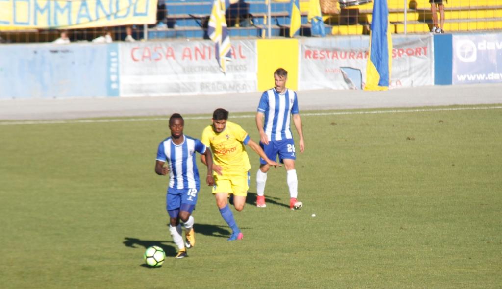 Segunda parte decisiva para o triunfo do Vizela (0-2) em Bragança