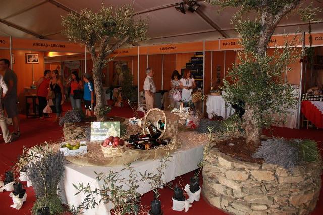Artesanato, produtos e sabores em mostra na “Terra Flor”