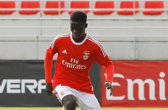 Zidane Banjaqui reforça ataque do S.C.Mirandela