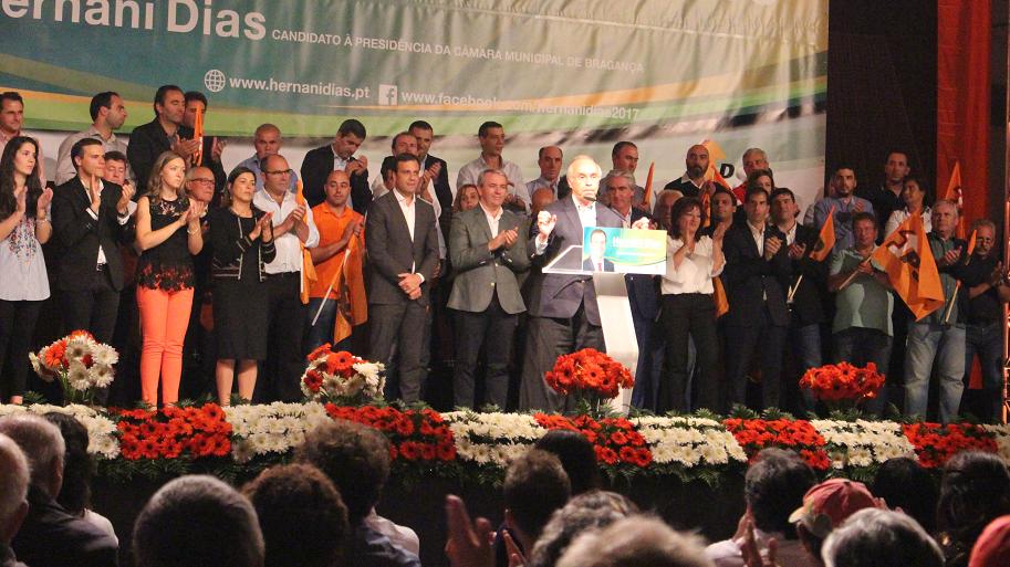 Hernâni Dias recebe apoio de Marques Mendes que pede reforço da maioria para o PSD em Bragança