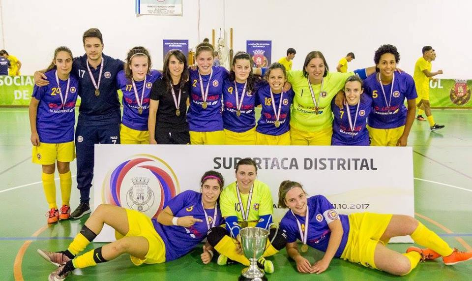 Golo de Ana Sabina mantém Pioneiros na Taça de Portugal de futsal feminino