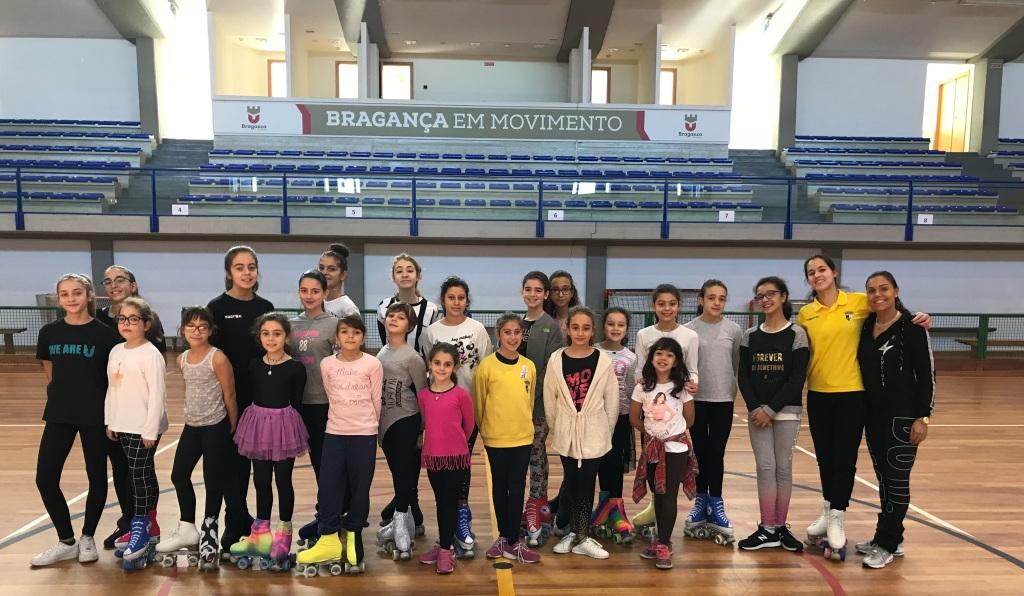 Estágio de patinagem artística reuniu 60 jovens atletas