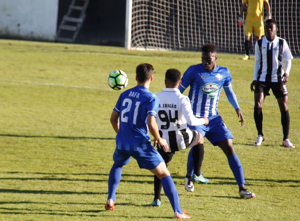 Empate caseiro coloca Mirandela na zona de despromoção