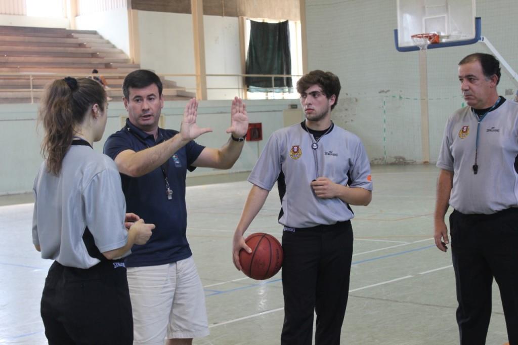 Árbitro FIBA trouxe novos conteúdos aos juízes da Associação de Basquetebol de Bragança