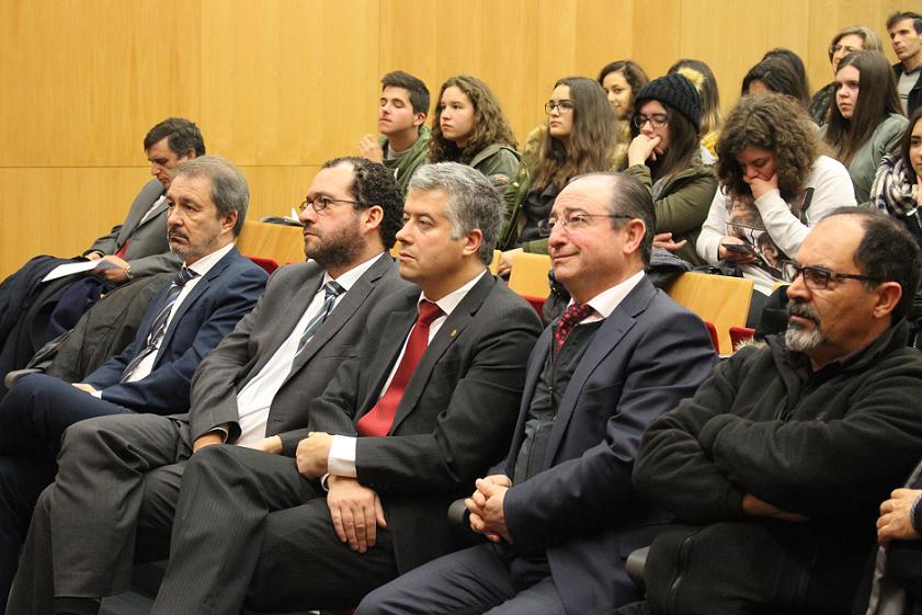 Governo estuda condições para assinatura da Carta Europeia das Línguas Minoritárias