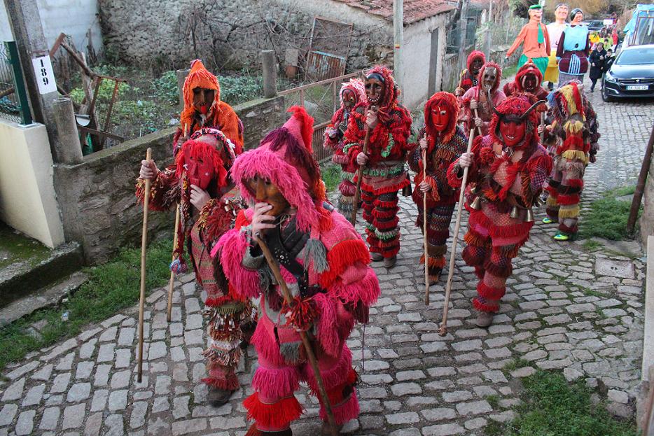 Caretos de Salsas atraem visitantes em dia de Reis
