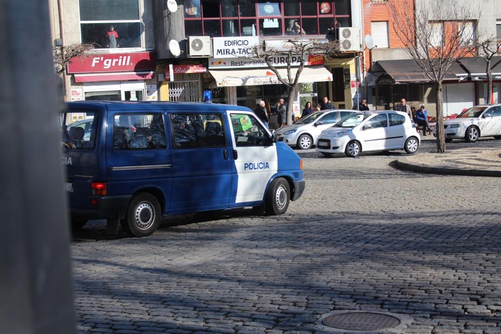 Homem acusado de esfaquear a mulher dezenas de vezes em Bragança ficou em prisão preventiva