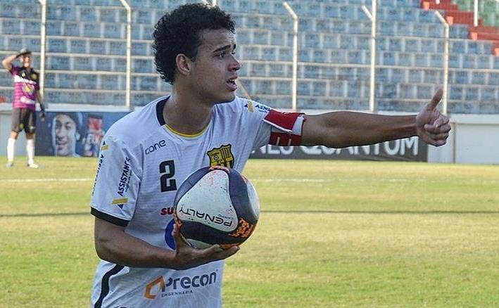 Vimioso reforça defesa