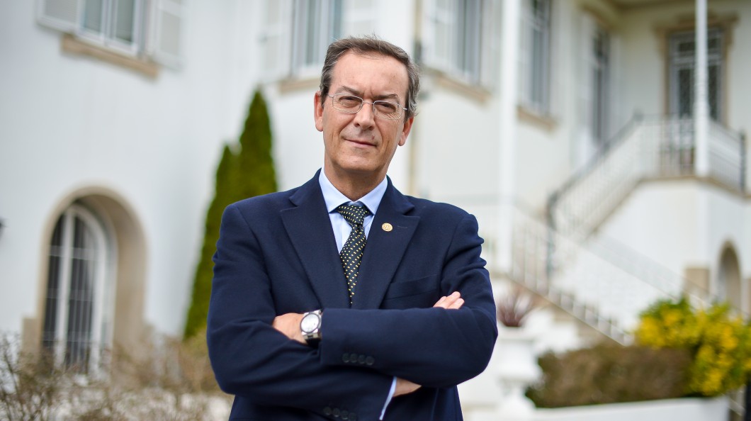 A unidade Médico-Cirúrgica do hospital de Mirandela não cumpre os requisitos obrigatórios