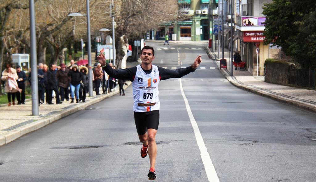 Nuno Costa e Clarisse Cruz vencem Meia Maratona da Alheira em Mirandela