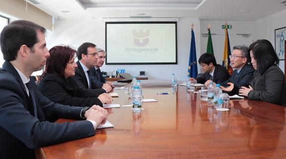 Embaixador da Coreia do Sul discutiu com o município de Bragança possibilidades de colaboração