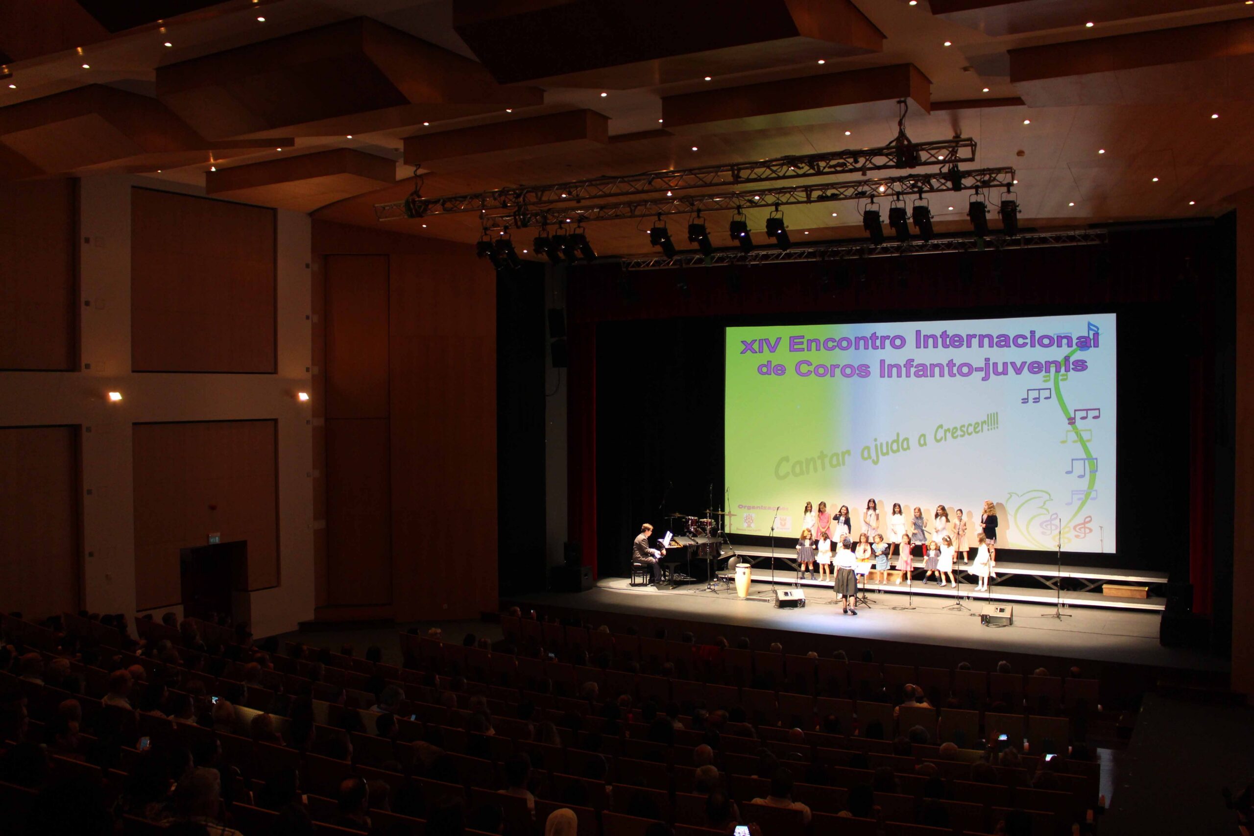 Encontro de coros reúne mais de 200 jovens coralistas em Bragança