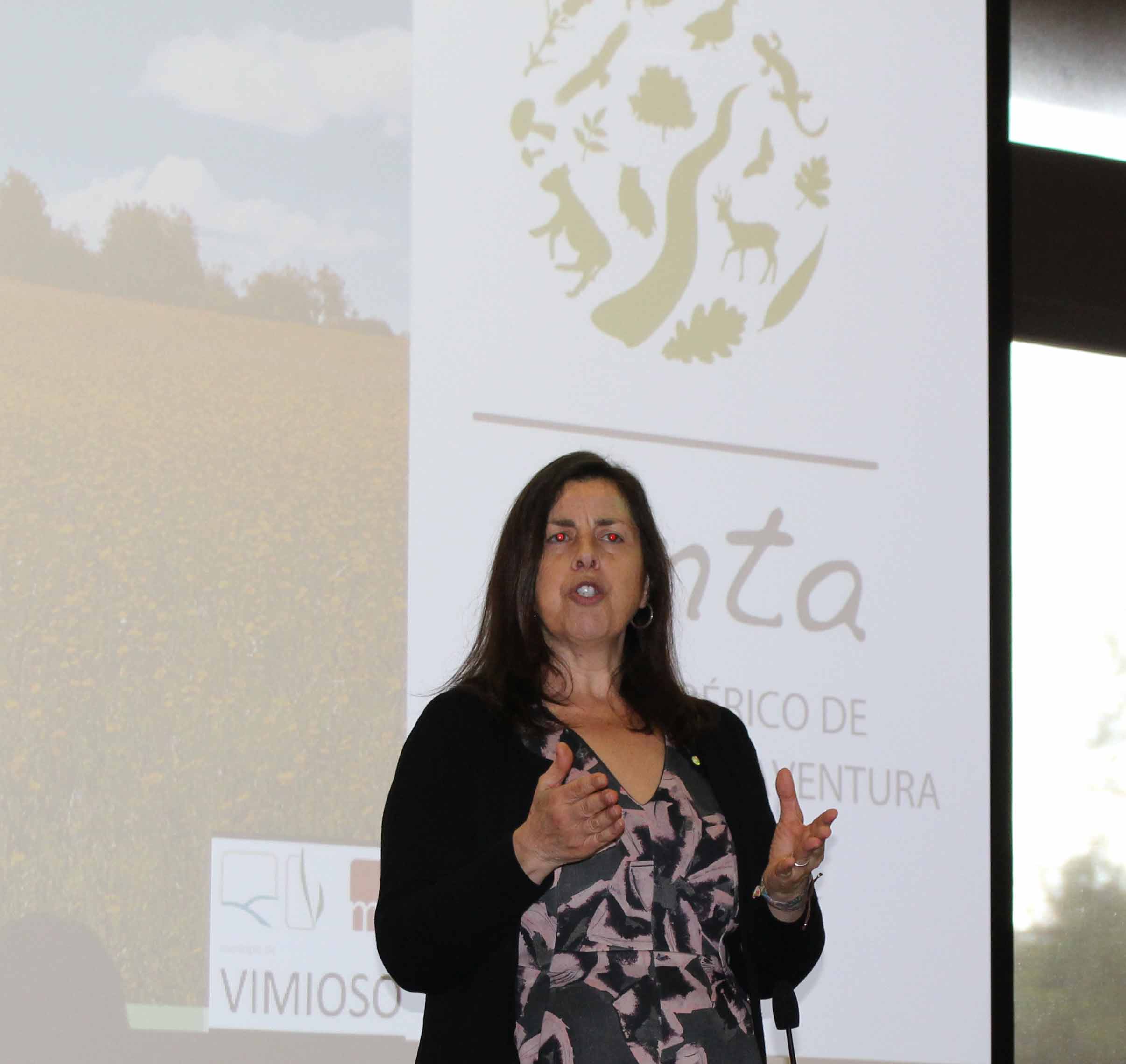 Secretária de Estado Célia Ramos rejeita críticas dos autarcas à gestão do PNDI