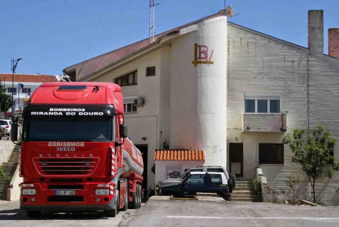 Material de desencarceramento dos bombeiros de Miranda roubado