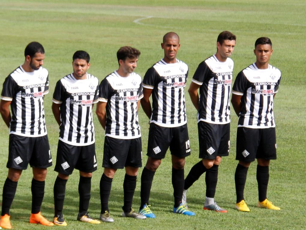 Tissone, Carlos Eduardo e João Victor com luz verde para jogar