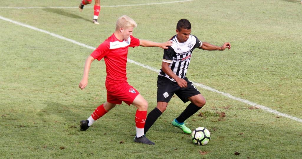 Alex Porto quer iniciar o Campeonato de Portugal com uma vitória