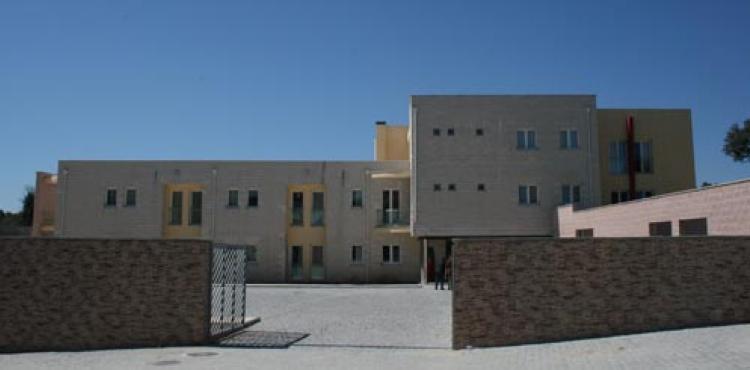 Colégio de Torre de Dona Chama encerrou portas