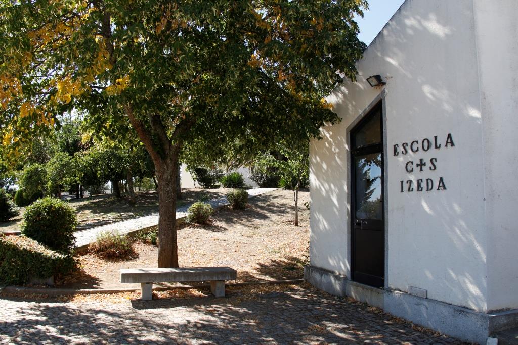 Segundo ciclo do ensino básico fechou portas em Izeda