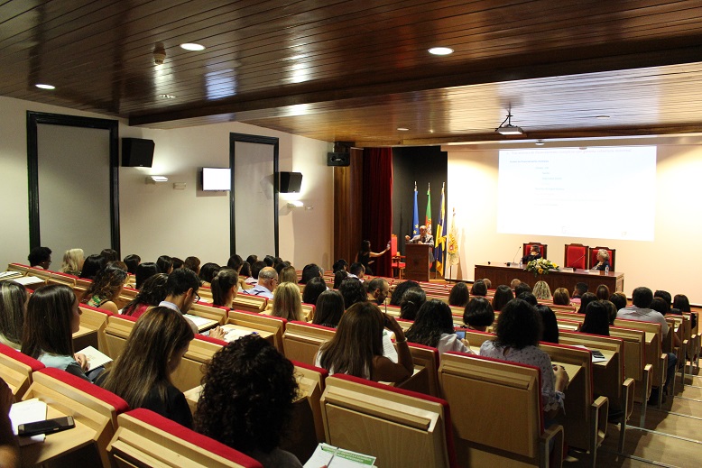 Interior com taxas próximas da totalidade na resposta em cuidados continuados