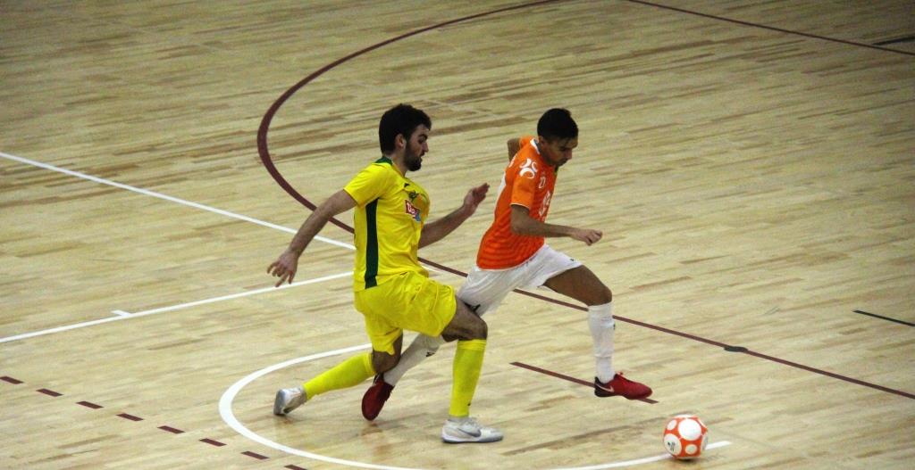 Falta de pontaria penaliza Macedense