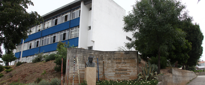 Escolas do distrito de Bragança continuam à espera de obras