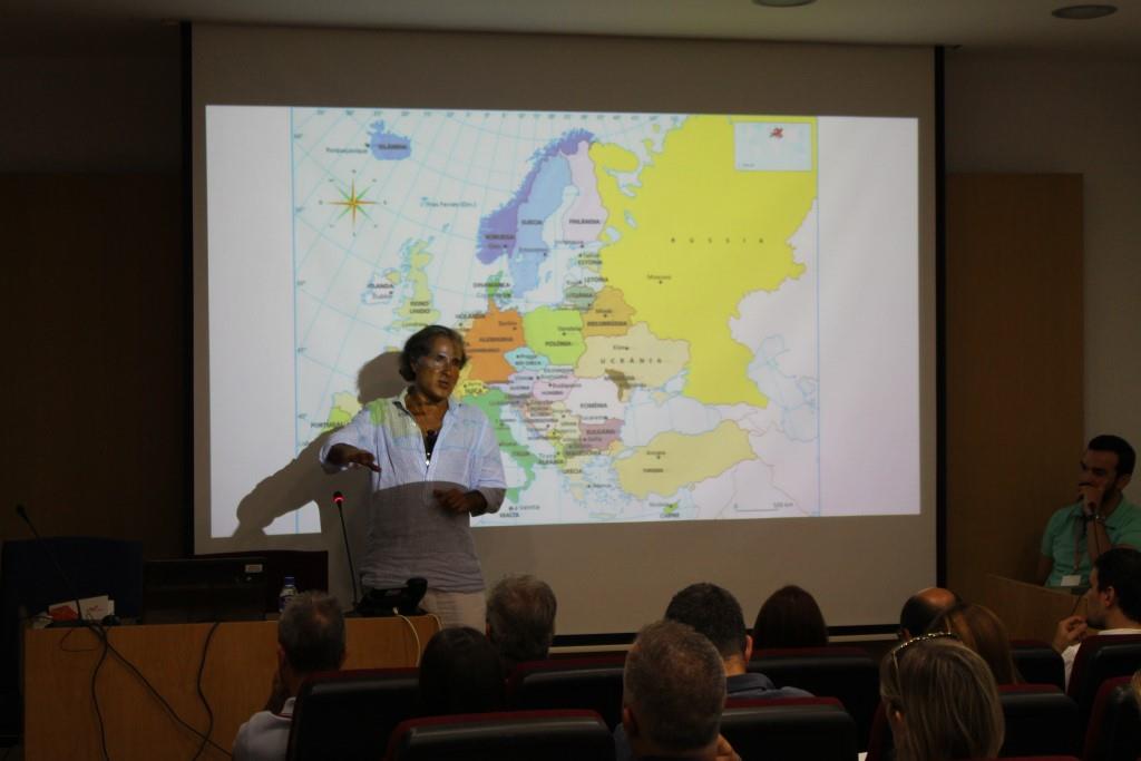 Segundo Nuno Rogeiro “Portugal não deve estar de mão estendida para a Europa”