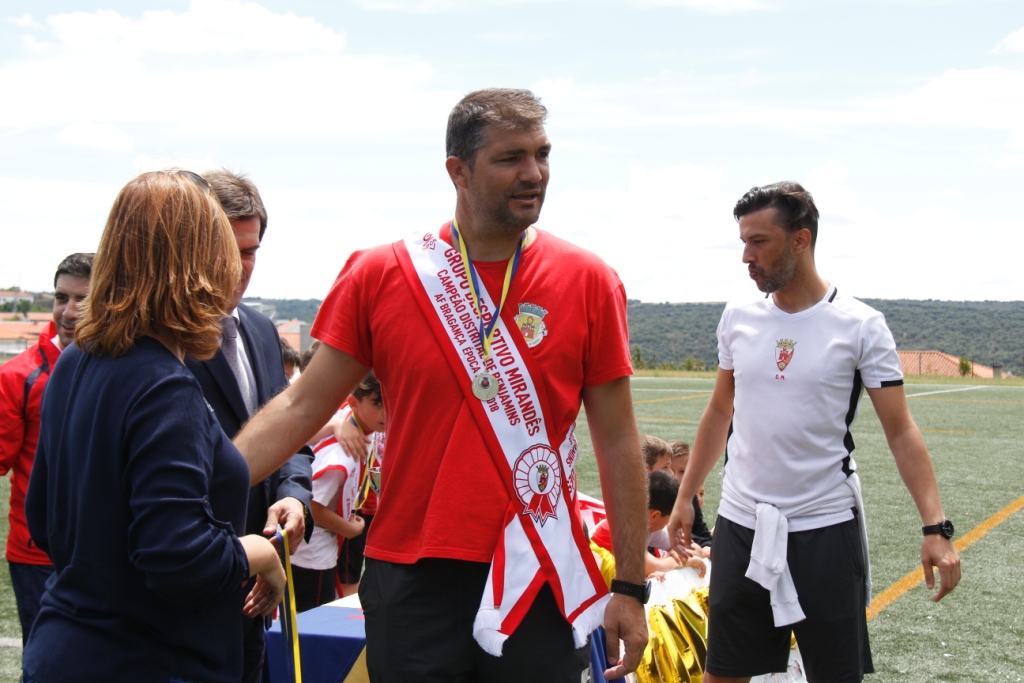 Francisco Parreira assume cargo de treinador principal do GD Mirandês